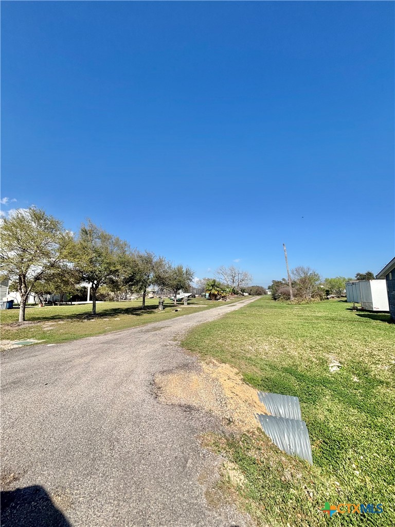 1508 W Tyler Avenue Property Photo 4