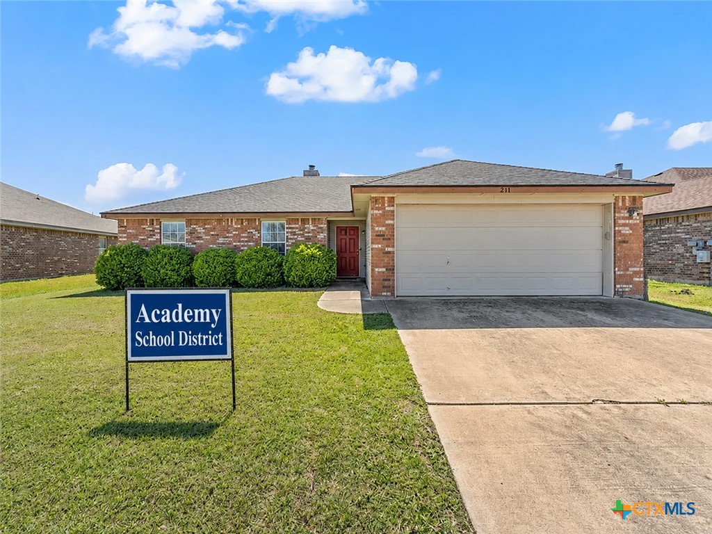 211 Mccullough Loop Property Photo 1