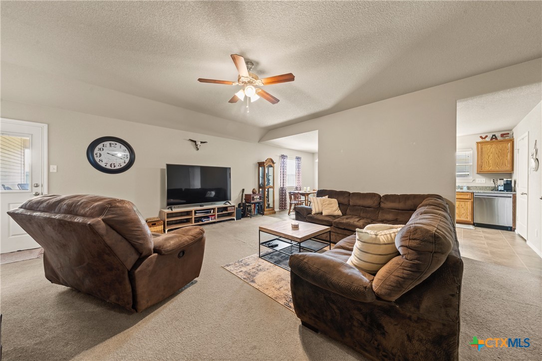 211 Mccullough Loop Property Photo 3