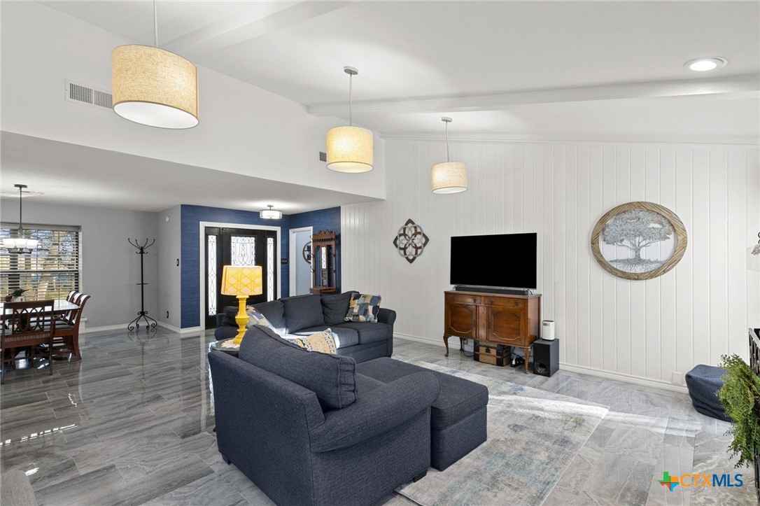 8292 Hartrick Bluff Road Property Photo 13