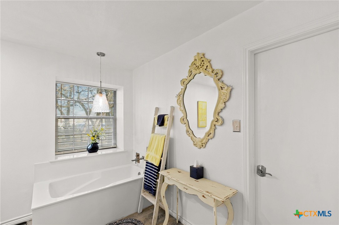 8292 Hartrick Bluff Road Property Photo 19