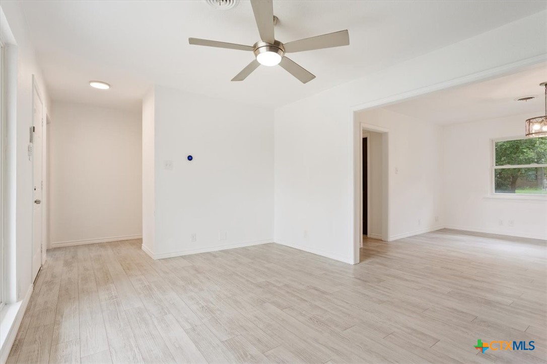 1304 Metropolitan Drive Property Photo 5