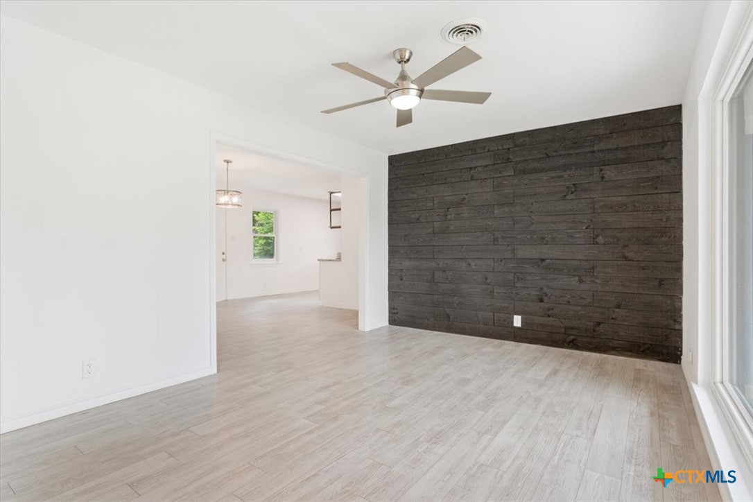 1304 Metropolitan Drive Property Photo 7