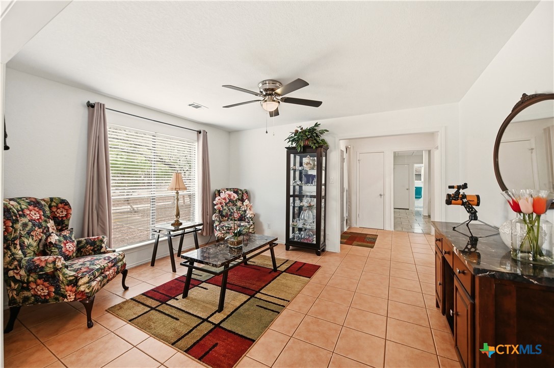 561 County Road 785 Property Photo 5