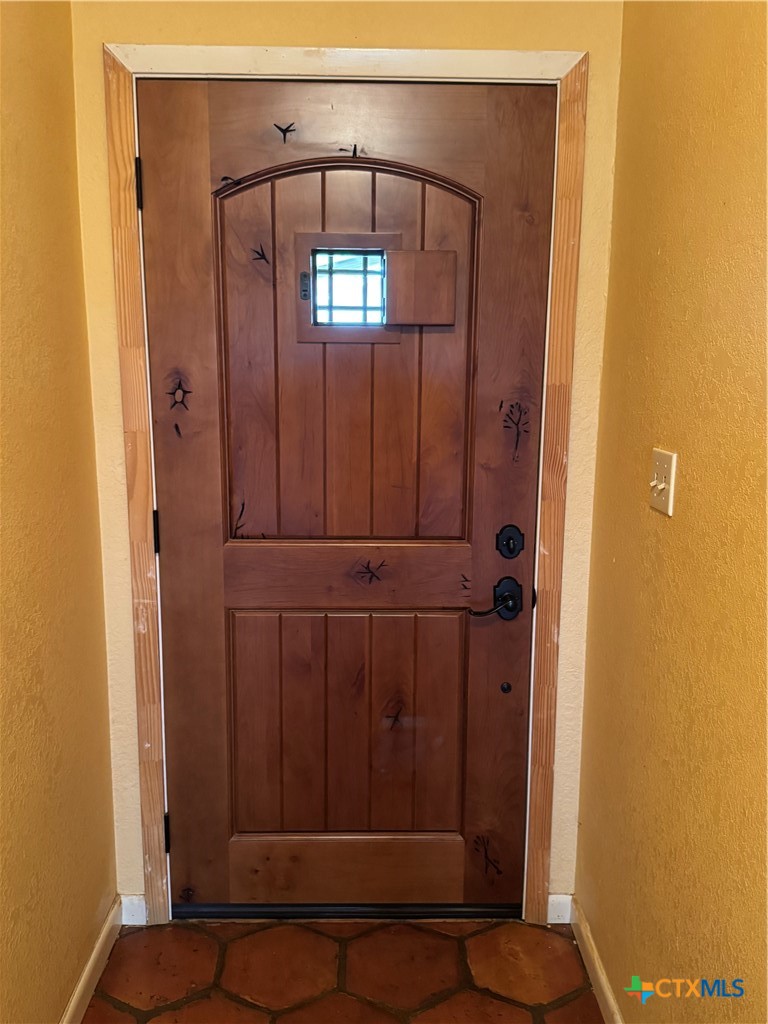 401 Shiloh Drive Property Photo 3