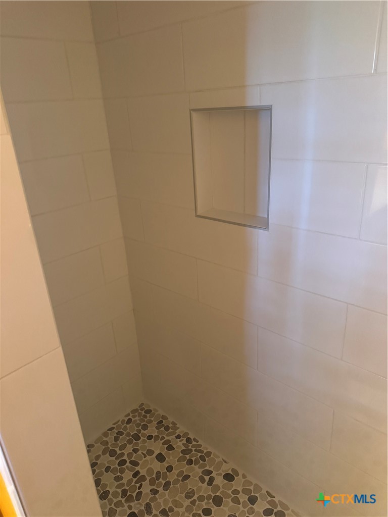 401 Shiloh Drive Property Photo 14