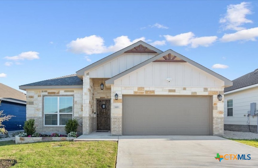 1418 Curlew Lane