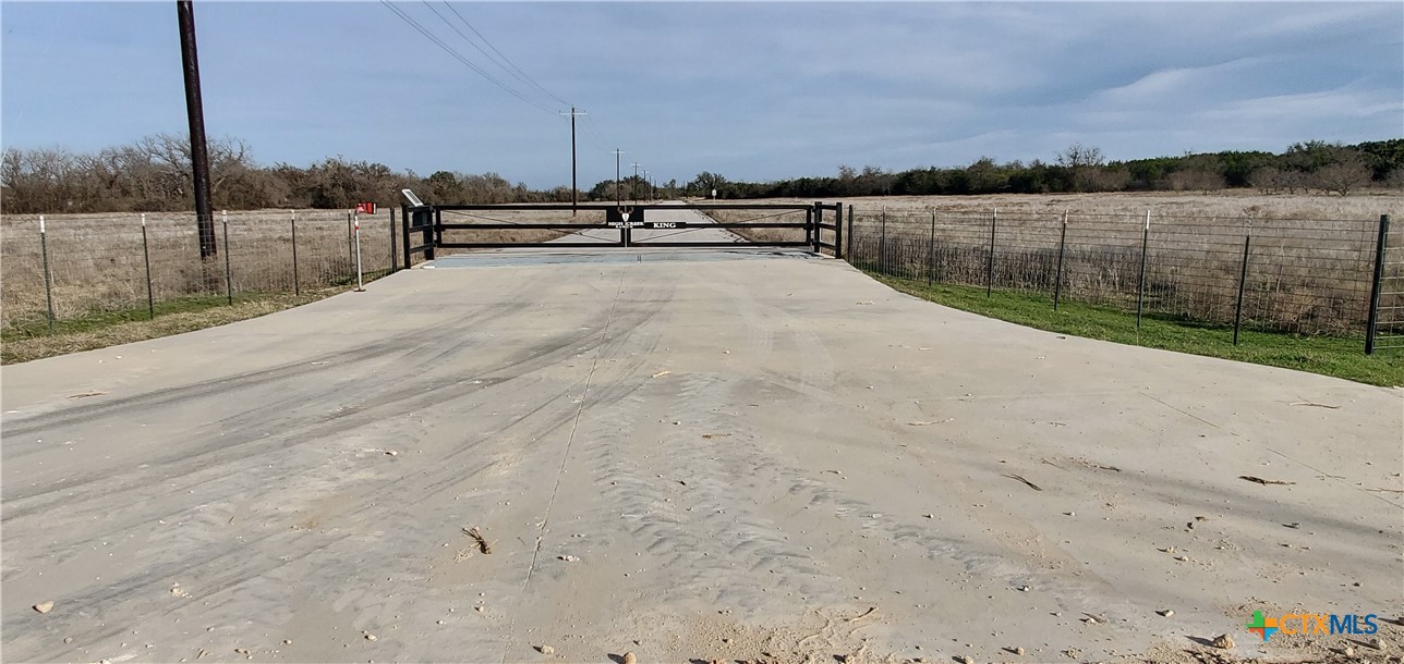 410 King Ranch Trail Property Photo 1