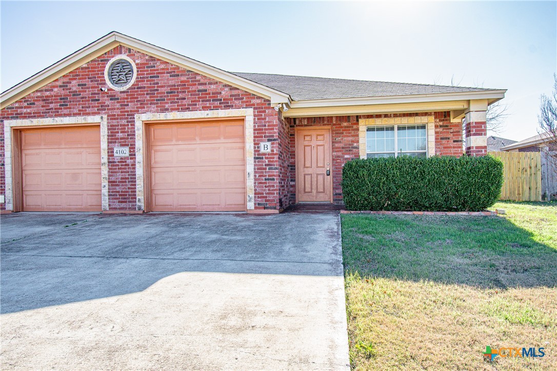 4102 Cambridge Drive B Property Photo 1