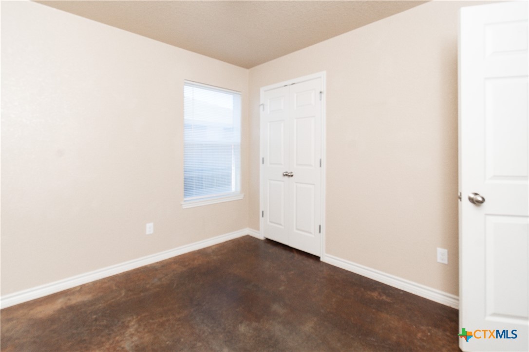 4102 Cambridge Drive B Property Photo 11