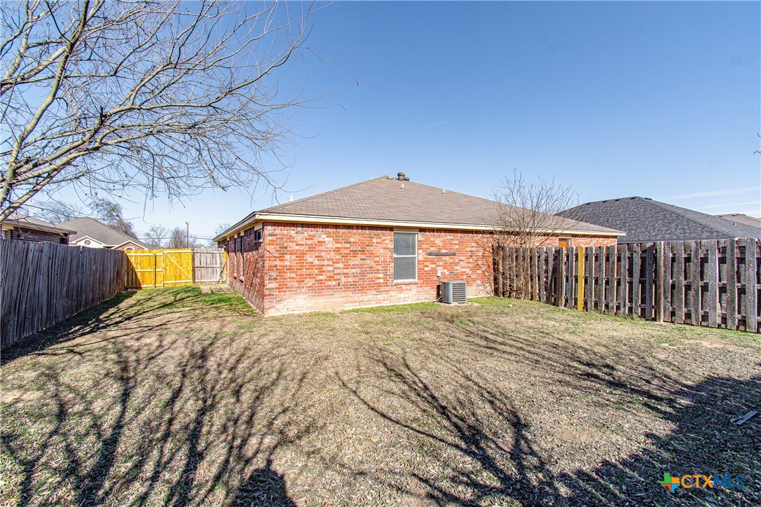 4102 Cambridge Drive B Property Photo 17