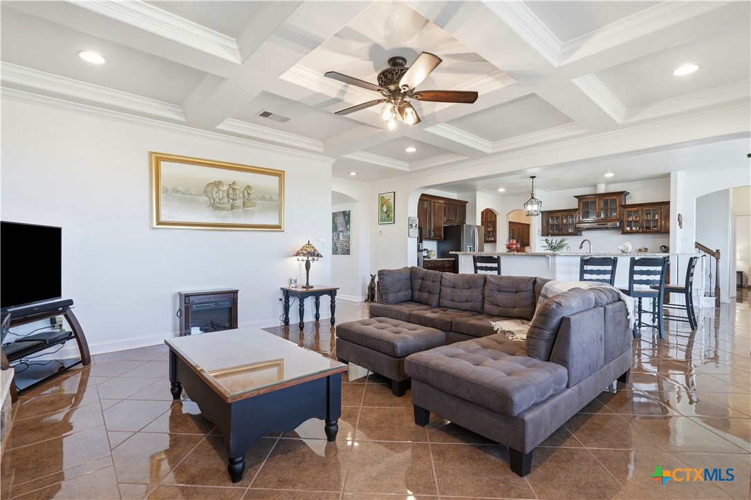 100 Mayfield Lane Property Photo 11