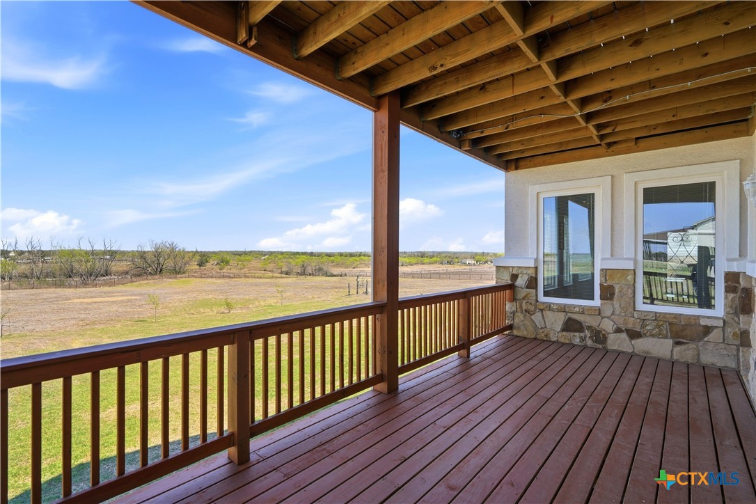 100 Mayfield Lane Property Photo 32