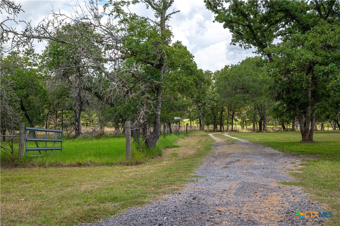 2981 Vivroux Ranch Road Property Photo 6