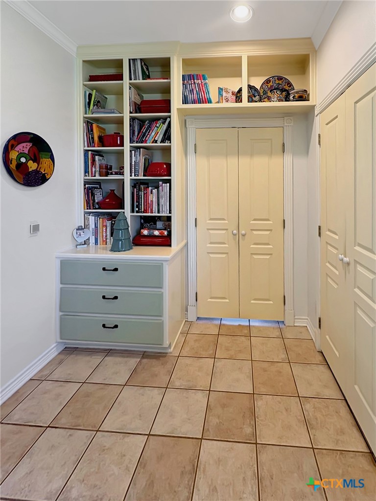 10794 Fm 2159 Property Photo 8