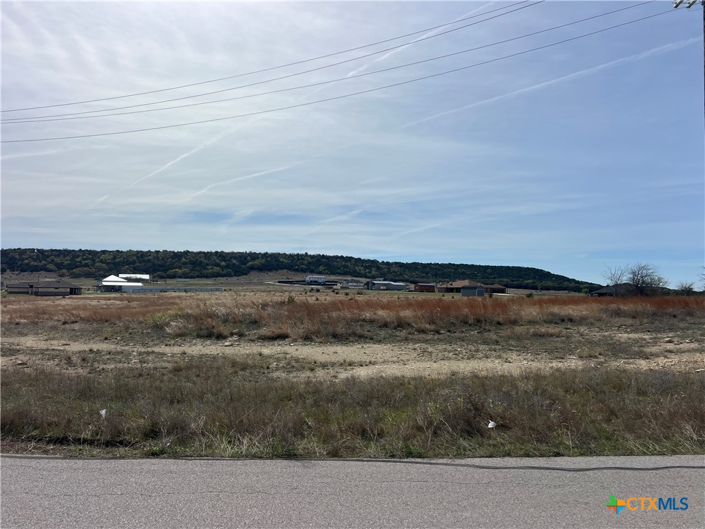 1192 Holden Loop Property Photo 3