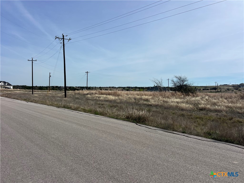 1192 Holden Loop Property Photo 9