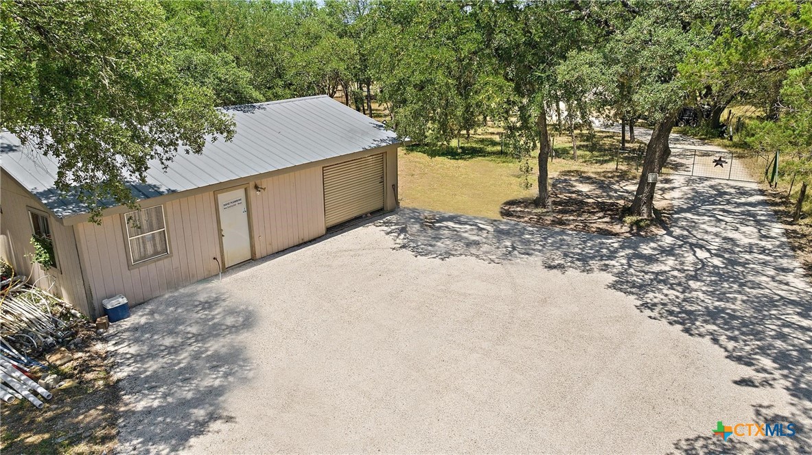 491 Lone Oak Road Property Photo 8