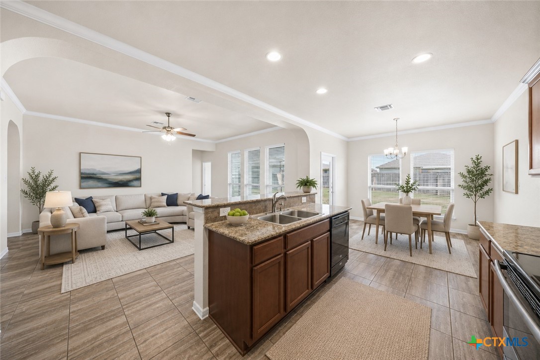 804 Rivington Drive Property Photo 4