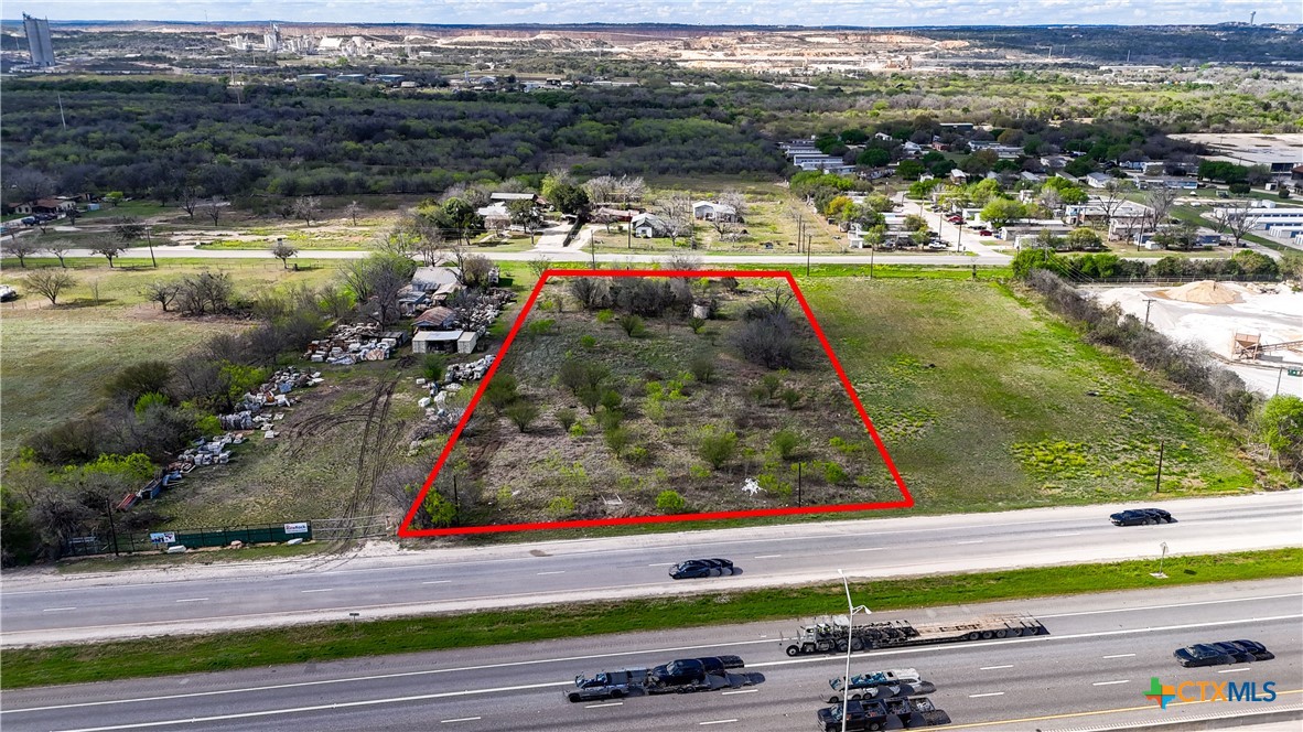 3939 Fm 482 Property Photo 4