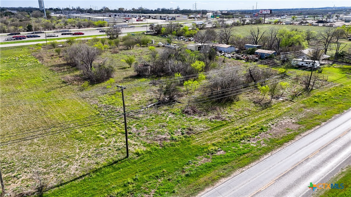 3939 Fm 482 Property Photo 9