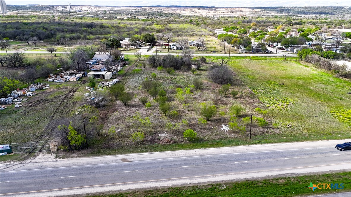 3939 Fm 482 Property Photo 10