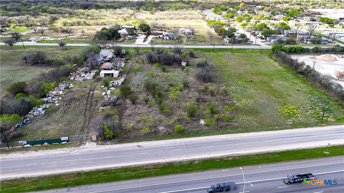 3939 Fm 482 Property Photo 12