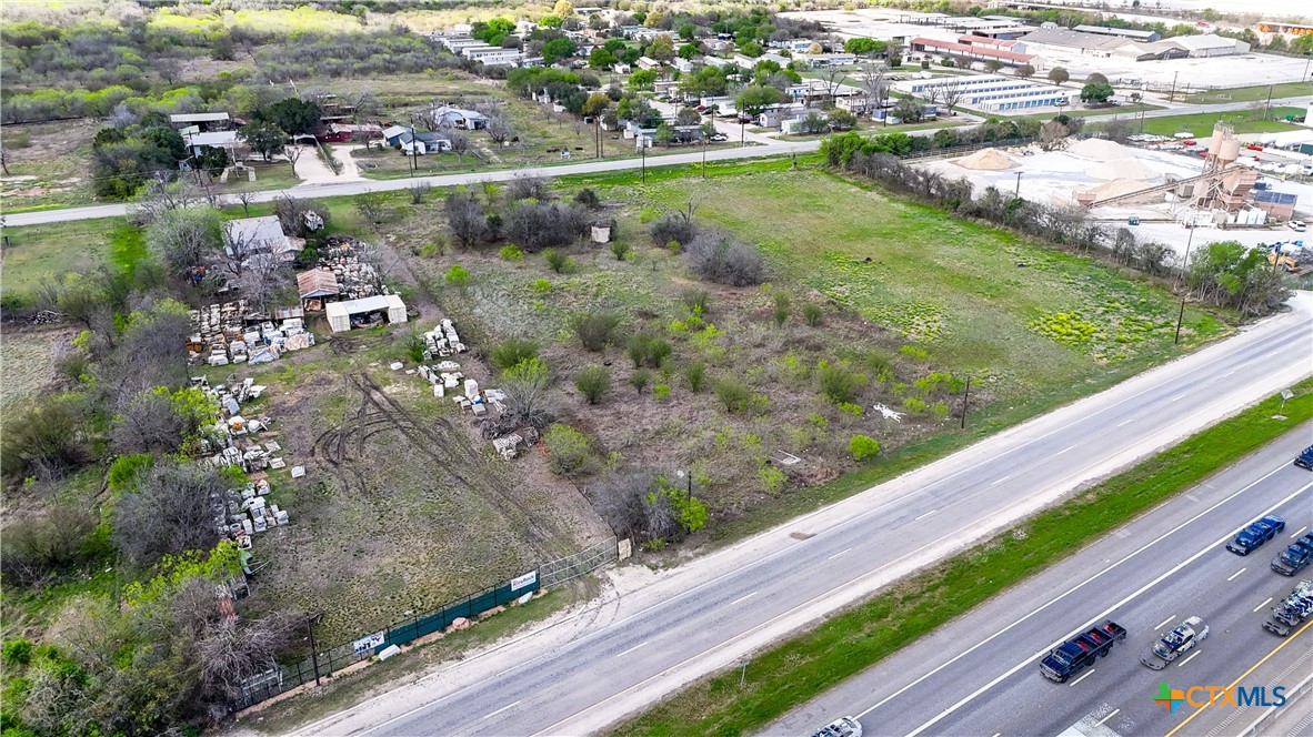 3939 Fm 482 Property Photo 13