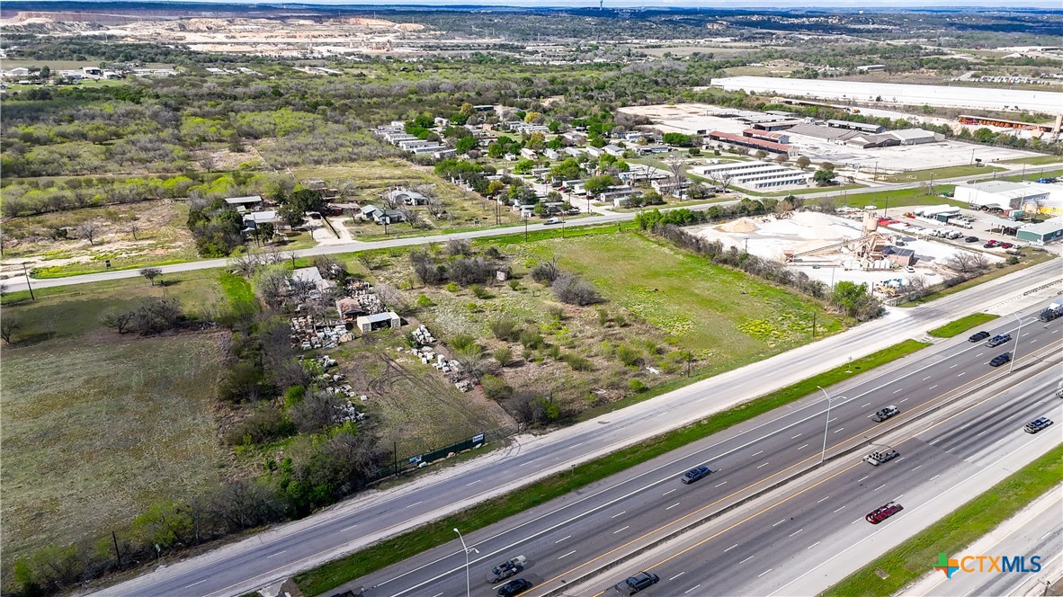 3939 Fm 482 Property Photo 17