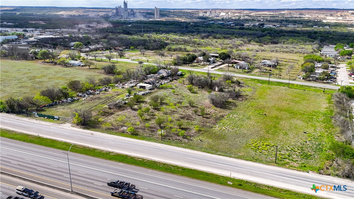 3939 Fm 482 Property Photo 18