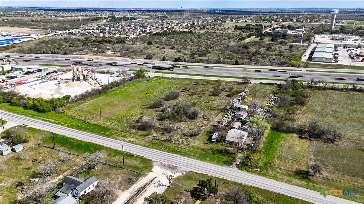 3939 Fm 482 Property Photo 24