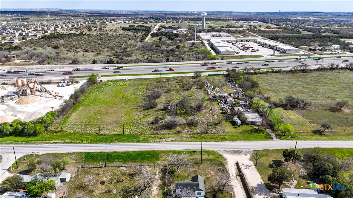 3939 Fm 482 Property Photo 25