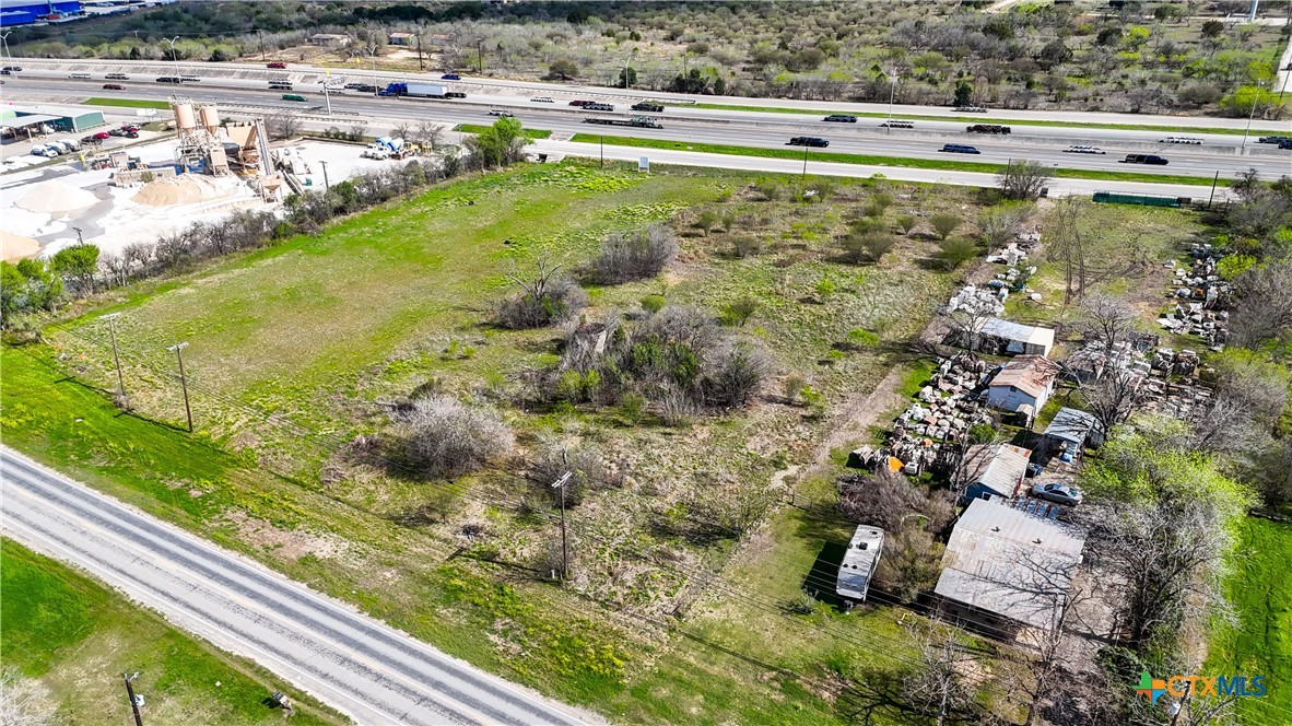 3939 Fm 482 Property Photo 26