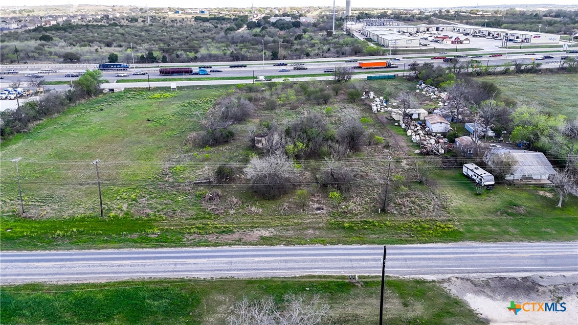 3939 Fm 482 Property Photo 33