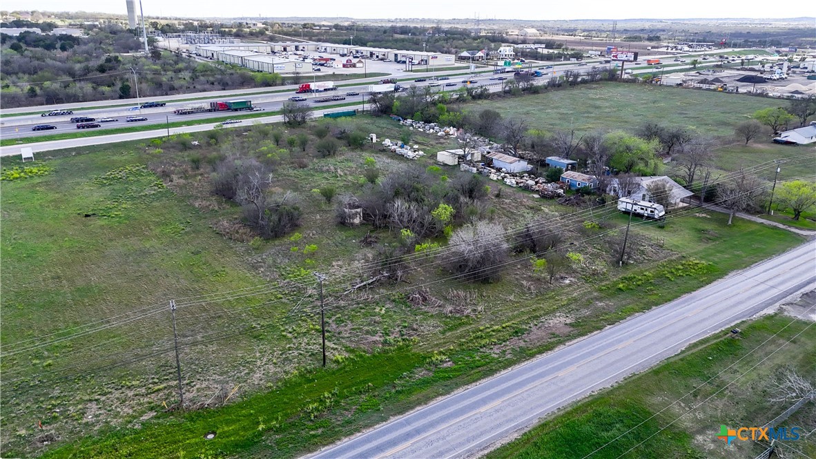 3939 Fm 482 Property Photo 34