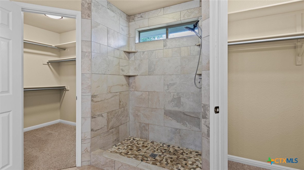 3021/3023 Douglas Fir Drive Property Photo 14