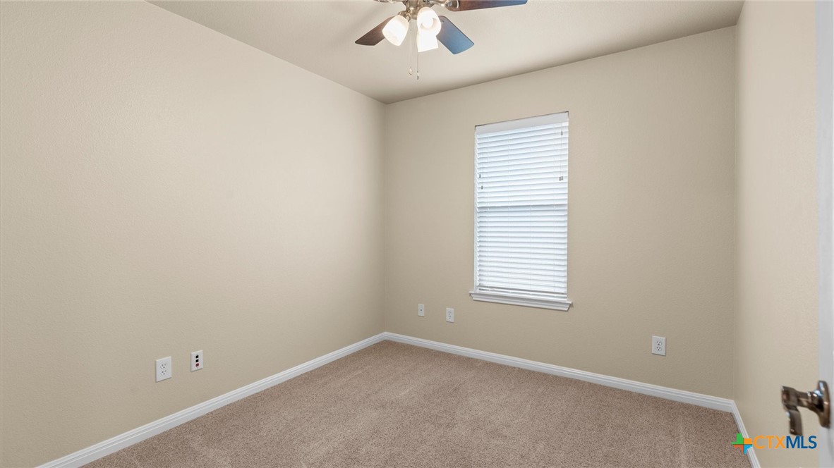 3021/3023 Douglas Fir Drive Property Photo 17