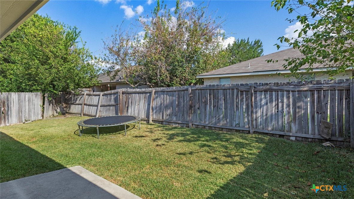 3021/3023 Douglas Fir Drive Property Photo 37