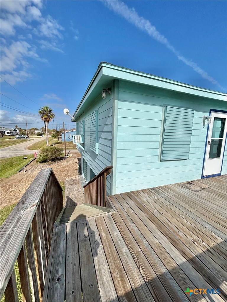 411 W Olive Avenue Property Photo 4