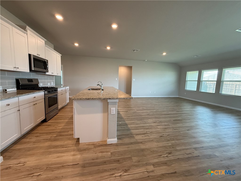 554 Blue Stem Road Property Photo 7