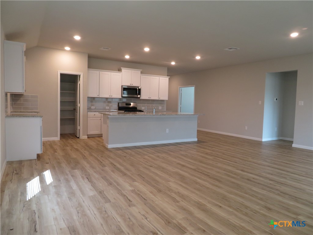 554 Blue Stem Road Property Photo 12