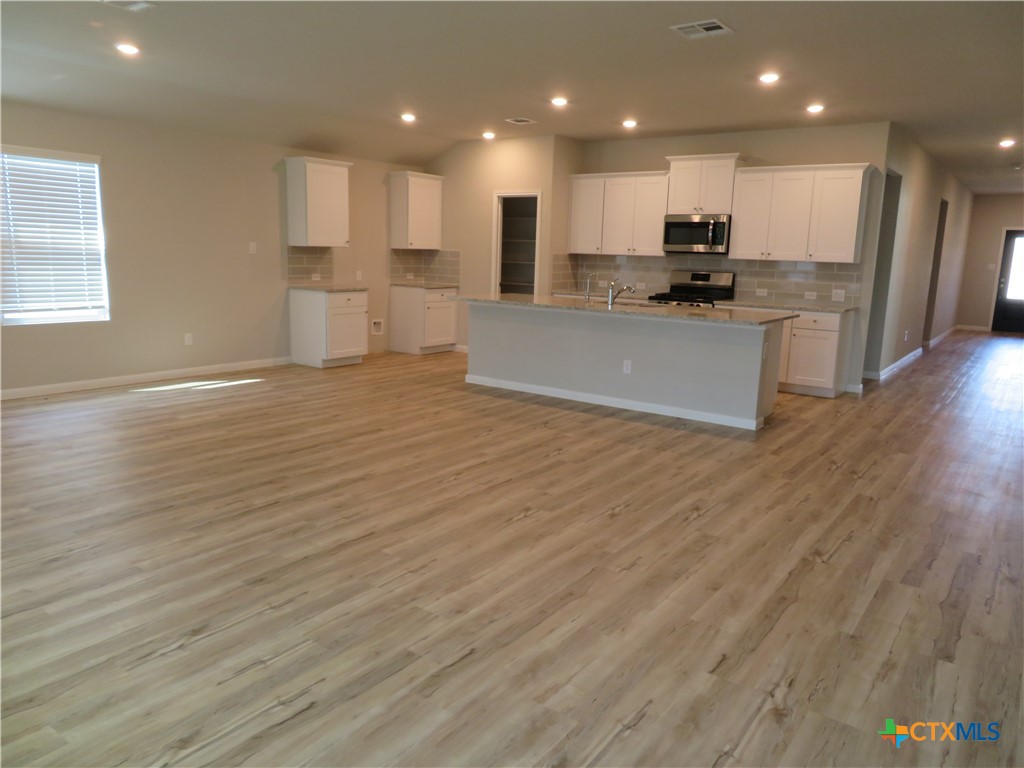554 Blue Stem Road Property Photo 13