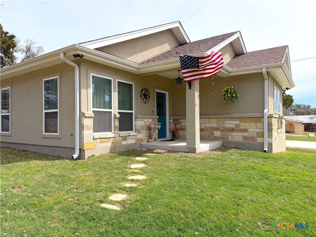 2872 Lakeview Drive Property Photo 1