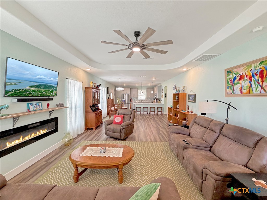 2872 Lakeview Drive Property Photo 6