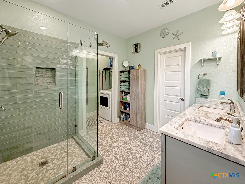 2872 Lakeview Drive Property Photo 22