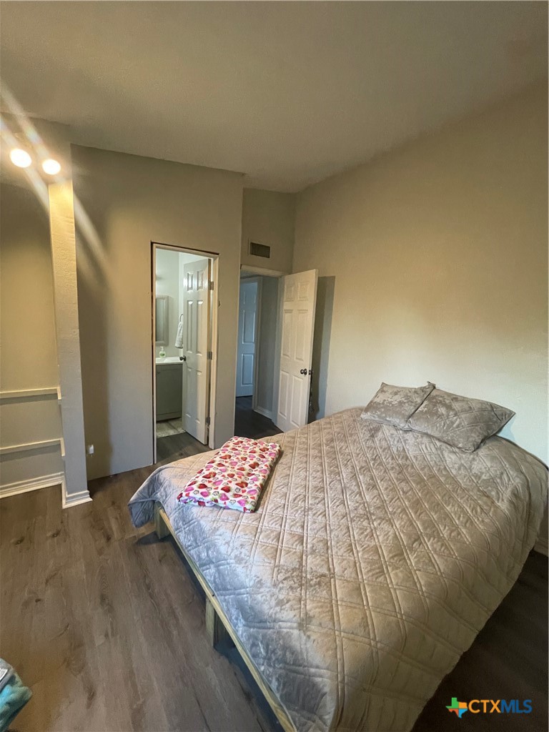 611 Sarah Street Property Photo 19