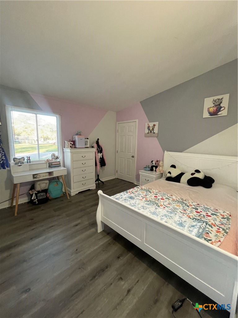 611 Sarah Street Property Photo 22
