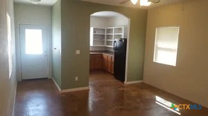 1112 Jones Street Property Photo 3