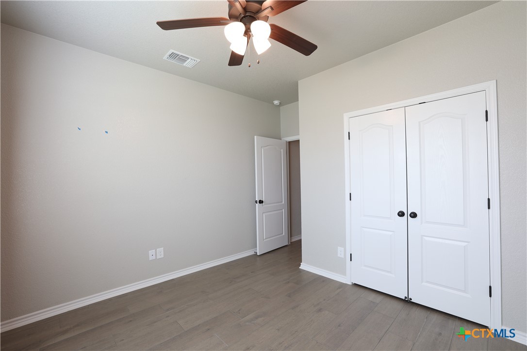806 Eagle Crest Cove Property Photo 4