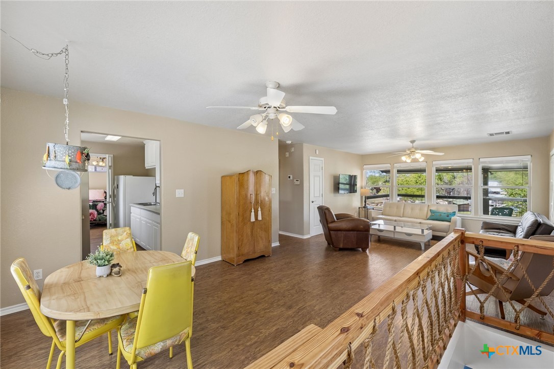 619 Clear Cove Drive Property Photo 18